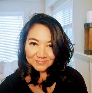 Meet your Posher, Leilani